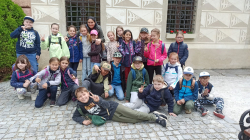 Divadelní představení u zámku Kratochvíle